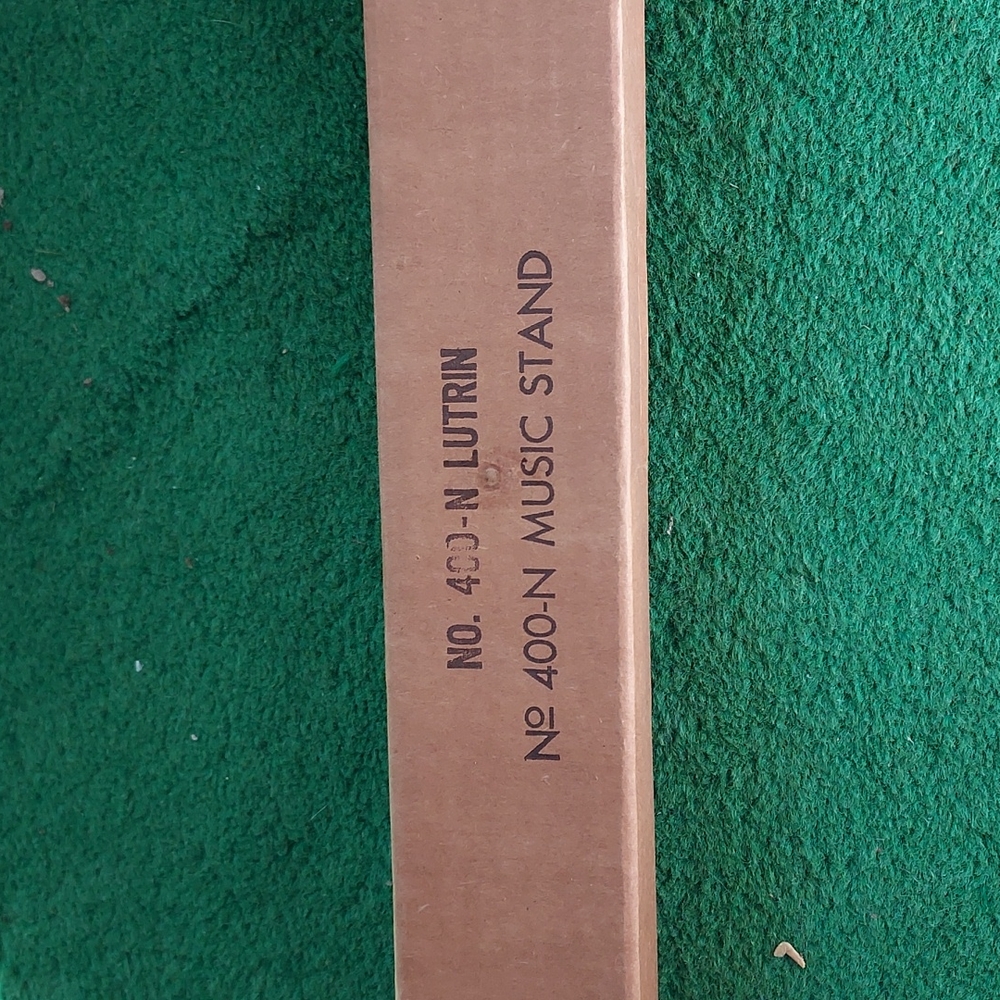Music stand